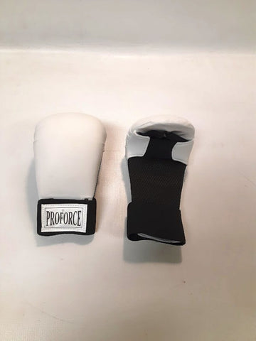 ProForce Deluxe Karate Gloves White Medium